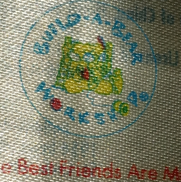 X large Owl by Build A Bear owls head turns completely around and is rare peace. - Picture 5 of 9